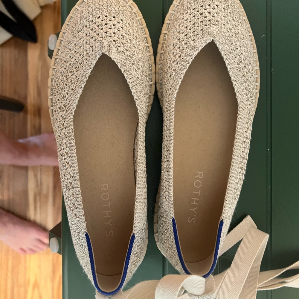 Rothy's Women's Beige and Blue Flats